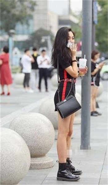 研究生 刘佳 咖啡