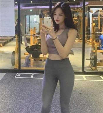 给女m起名字要贱一点的