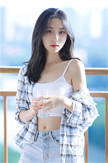 女主叫陶桃男主叫苏秦