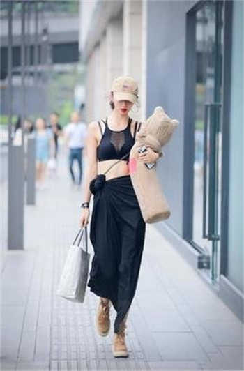 正在播放鹿少女家教