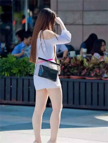 开局骗女神御姐奖励十栋楼