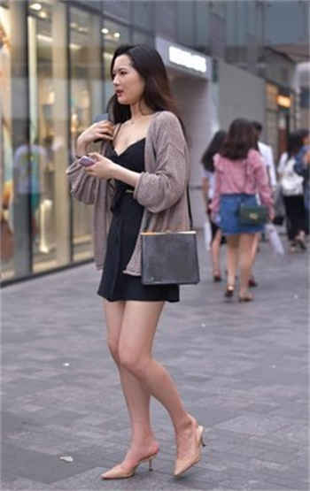 男主招来的女房租电影名