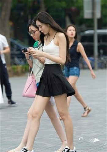 韩婧格12个视频的qq群号