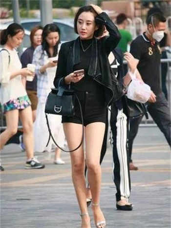 光头女儿回来了事件新消息
