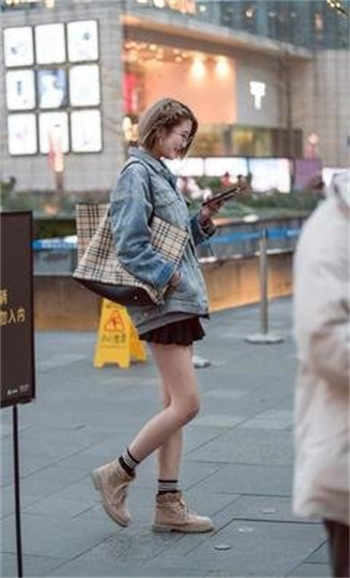 免费的泡妞视频软件哪个好