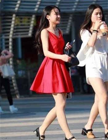 三级黄线播放免费观看