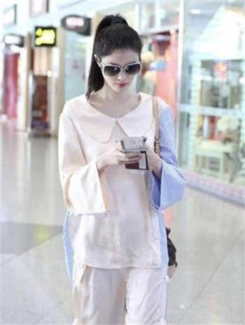 工牌图片大全大图