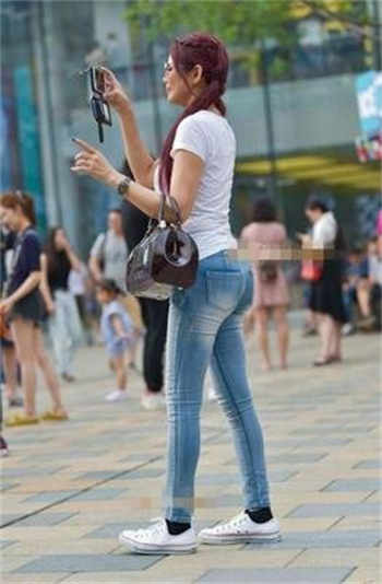 这世界与他我都要