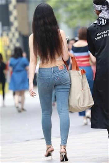 新娘送喜帖前男友试车
