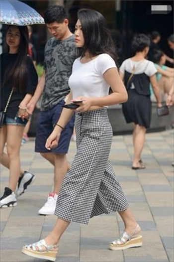 如何快速加满微信好友