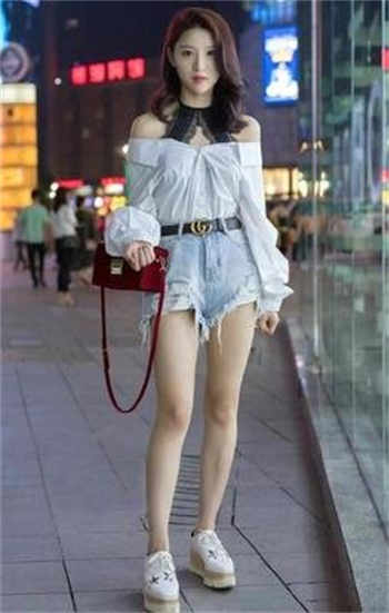 夏季校服太薄没有罩