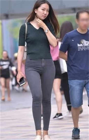 两个达不刘和狗狗原视频