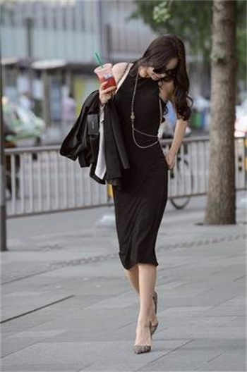 强盗当丈夫面把妻子巴巴鱼