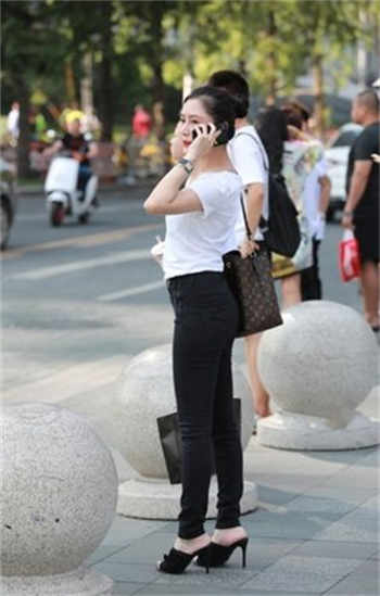 露营女大学的小迎