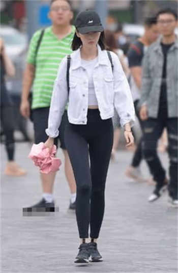 一哥小说叫秦丽